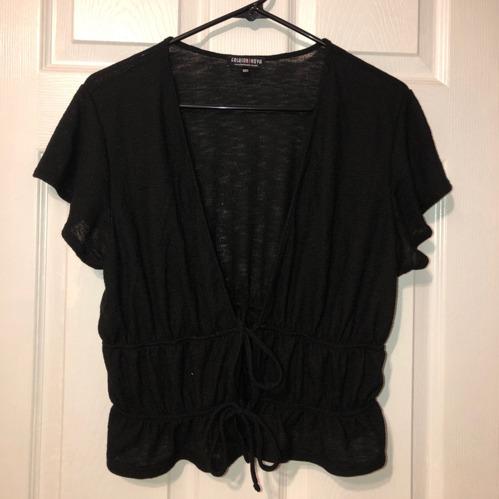 FASHION NOVA Cropped Open-Front Top